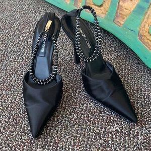 VINTAGE SERGIO ROSSI BLACK FABRIC POINT TOE W/SWAROVSKI CRYSTAL ANKLE STRAPS 10